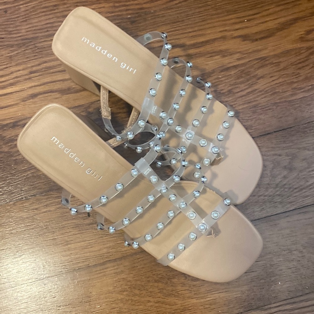 Madden girl clear heel
